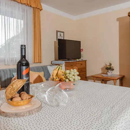 Haus Koetschach-3 By Interhome Lejlighed Bad Gastein