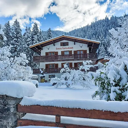 Lejlighed Haus Koetschach-3 By Interhome