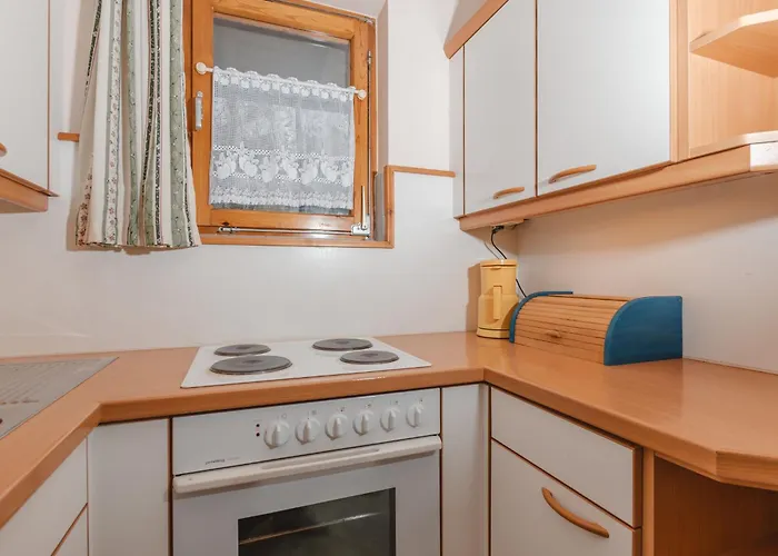 شقة Haus Koetschach-3 By Interhome