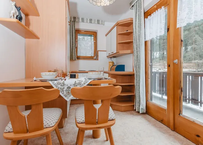 Haus Koetschach-3 By Interhome شقة