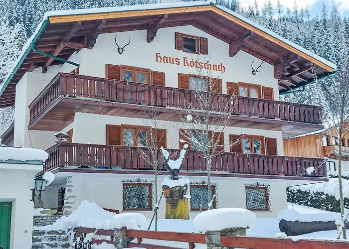 شقة Haus Koetschach-3 By Interhome